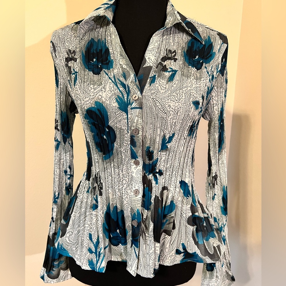 Worthington Ruffled Long Sleeve Blouse